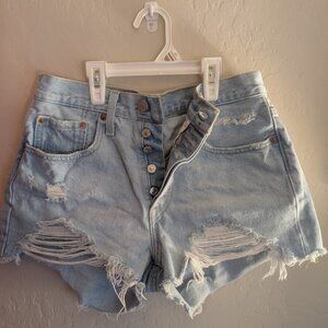 Levi's Women's Shorts 501 Shorts Sz 26 Pre-owned